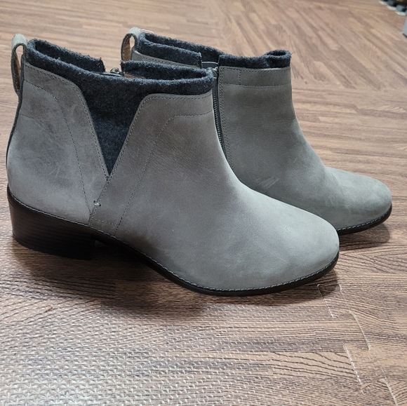 Vionic Joslyn Leather Charcoal Gray Weather Resistant Ankle Boots Size 9 - Picture 3 of 10